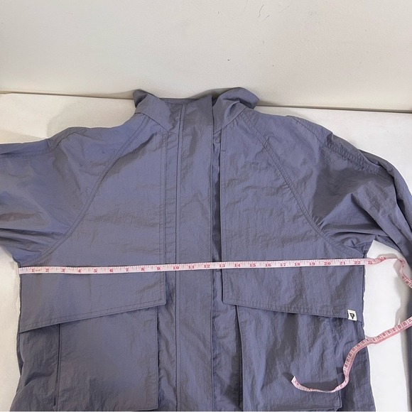 LIV Outdoor Windbreaker Jacket Womens Large Blue Purple Utility Cargo Full Zip - Picture 6 of 8